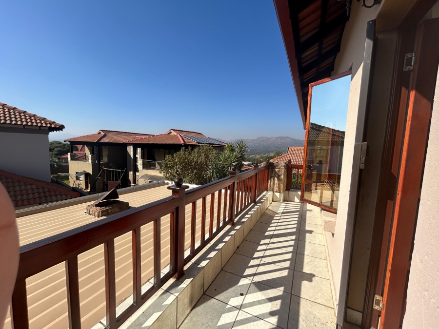 5 Bedroom Property for Sale in Birdwood Estate North West